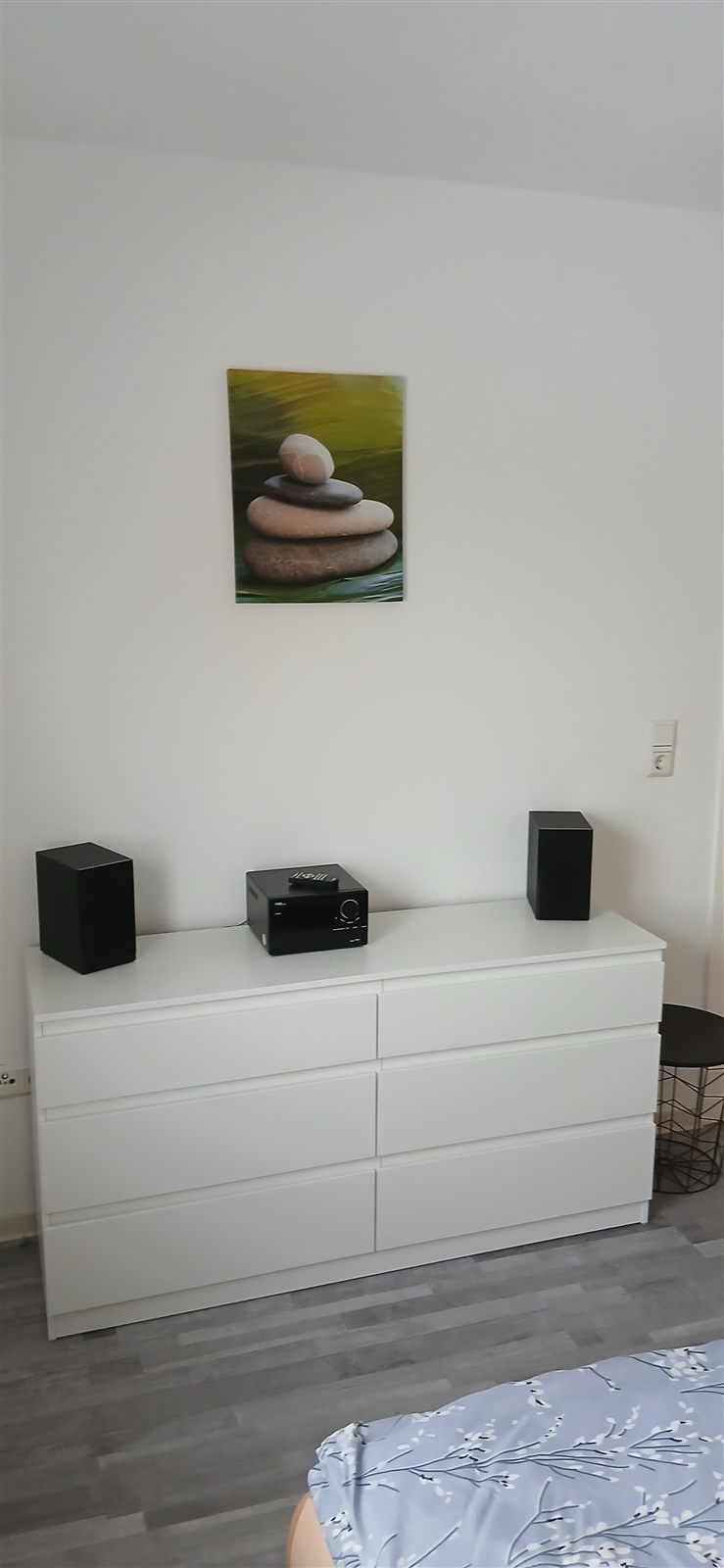Weiterer Blick auf das Schlafzimmer